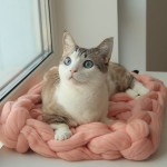 Myrr Розовый вязаный лежак-плед из 100% шерсти мериноса